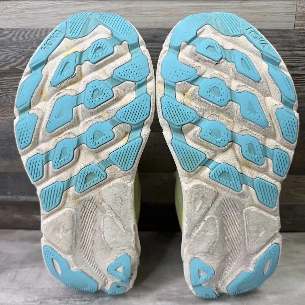 Hoka Clifton 9 Women's Size 9.5 Lime Green Running Shoes Cushioned‎ 1127896 LCS